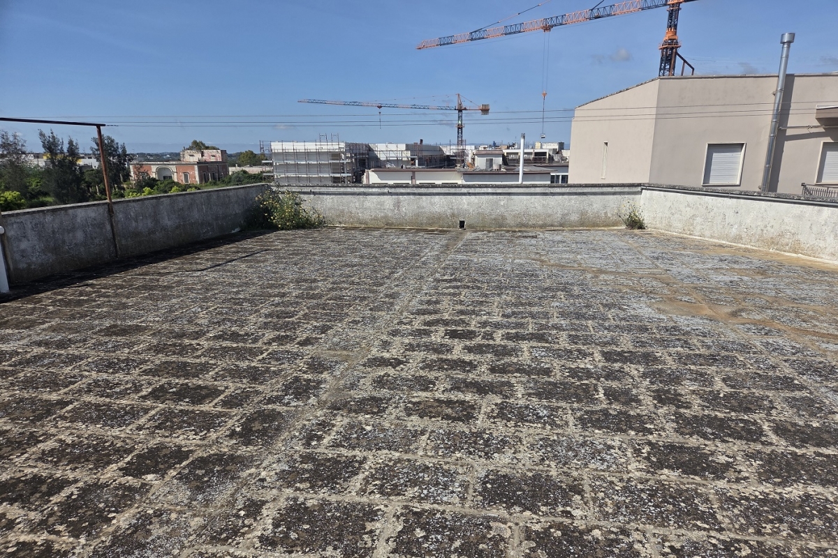 12 terrazzo.jpg